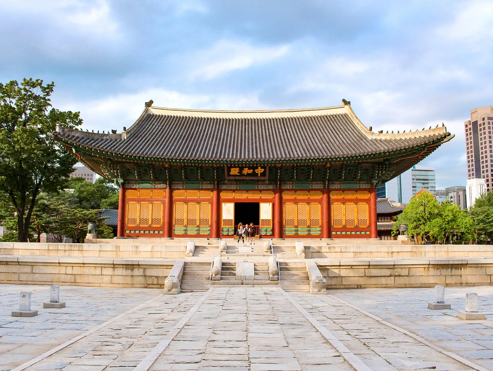 Traditional palace architecture at Deoksugung in Seoul